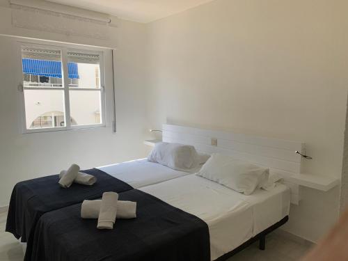 Imagen de la habitación del Hotel Fuentes de Nerja. Foto 16