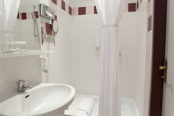 Imagen de la habitación del Hotel Fuerst Metternich. Foto 5