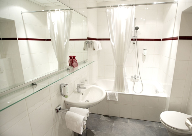 Imagen de la habitación del Hotel Fuerst Metternich. Foto 8