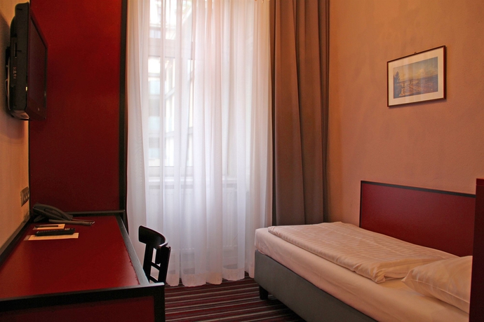 Imagen de la habitación del Hotel Fuerst Metternich. Foto 10