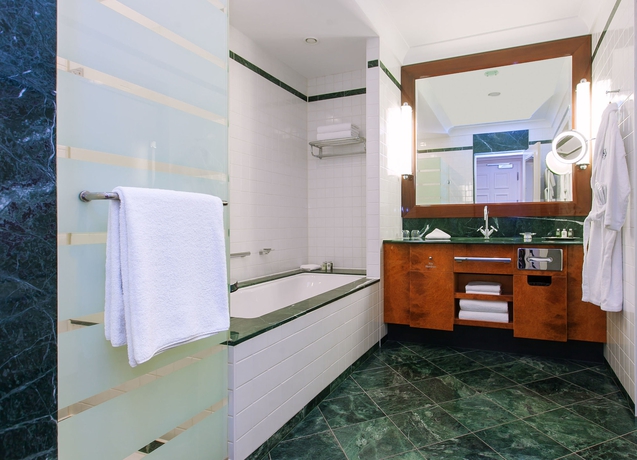 Imagen de la habitación del Hotel Fuerstenhof Leipzig. Foto 5