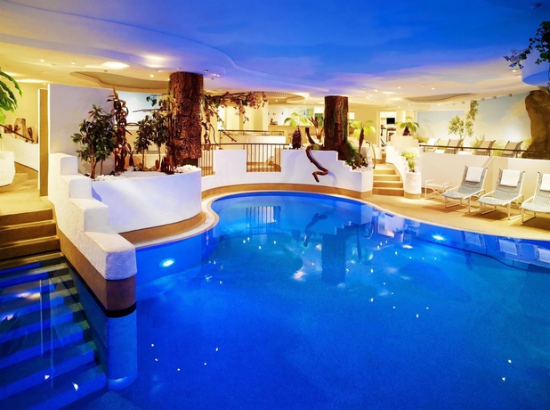 Imagen de la piscina del Hotel Fuerstenhof Leipzig. Foto 16