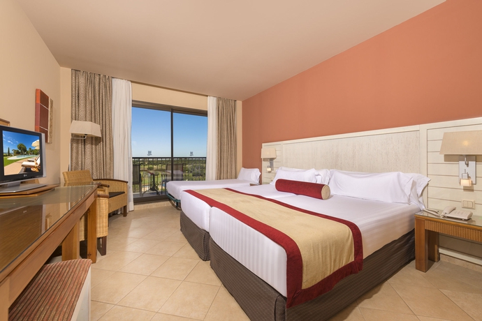 Imagen de la habitación del Hotel Fuerte El Rompido. Foto 6