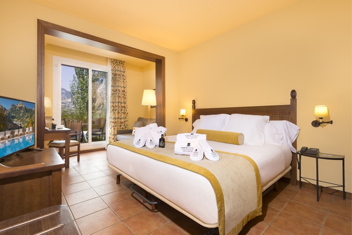 Imagen de la habitación del Hotel Fuerte Grazalema. Foto 16
