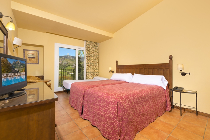 Imagen de la habitación del Hotel Fuerte Grazalema. Foto 18