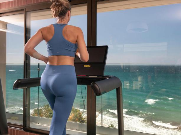 Imagen de los interiores del Hotel Fuerte Marbella. Foto 20