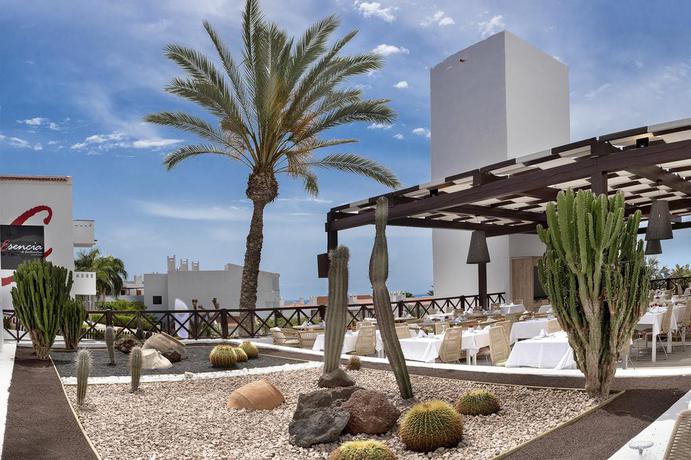 Imagen de los exteriores del Hotel Fuerteventura Princess. Foto 18