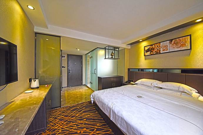 Imagen de la habitación del Hotel Fuhao. Foto 15