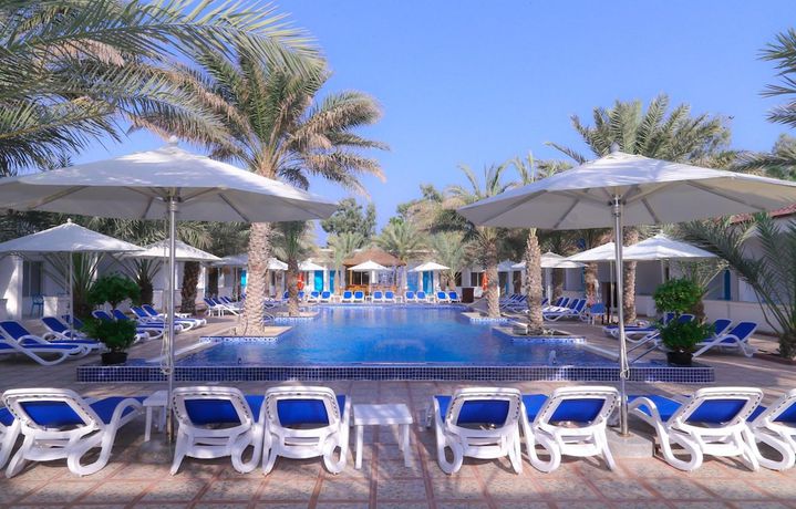 Imagen de la piscina del Hotel Fujairah and Resort. Foto 20