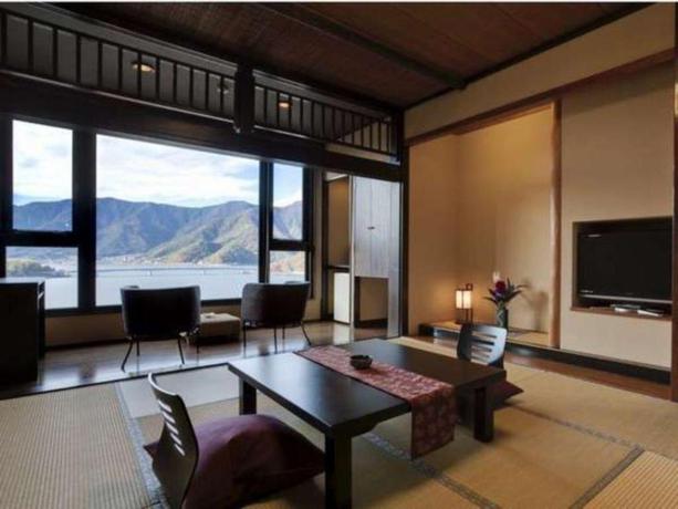 Imagen general del Hotel Fuji Kawaguchiko Onsen Rakuyu. Foto 3