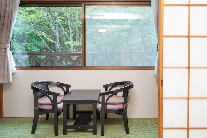 Imagen de la habitación del Hotel Fuji Yamanakako. Foto 15