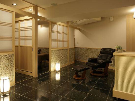 Imagen de los interiores del Hotel Fujikawaguchiko Onsen Konanso. Foto 10