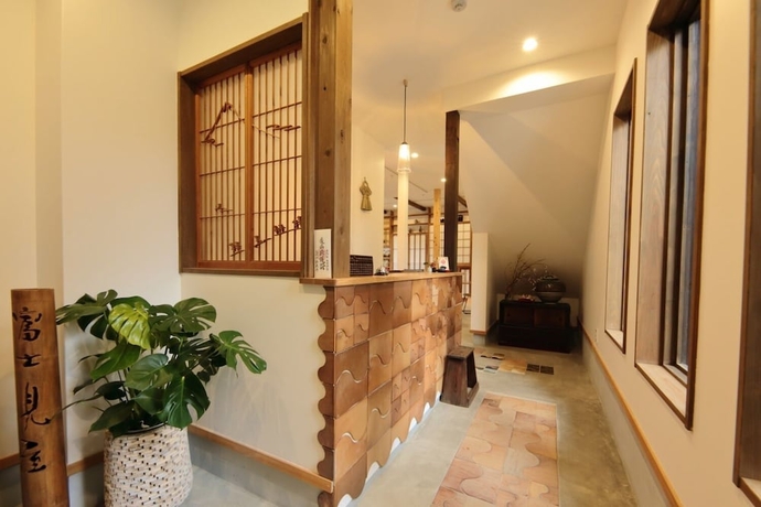 Imagen de los interiores del Hotel Fujimiya. Foto 12