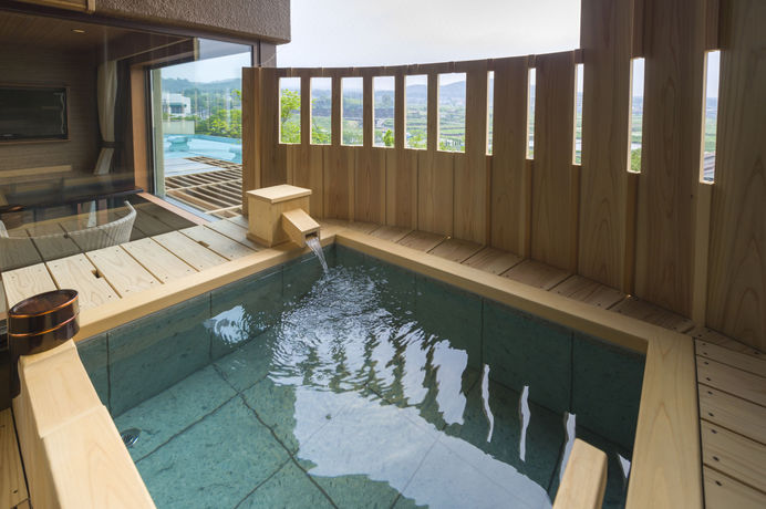 Imagen de la piscina del Hotel Fujisan Onsen Bessho Sasa. Foto 16