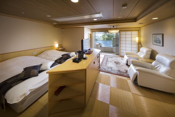 Imagen de la habitación del Hotel Fujisan Onsen Kaneyamaen. Foto 4