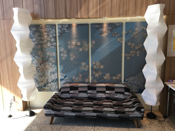 Imagen de los interiores del Hotel Fujisan Station. Foto 18