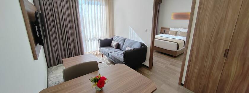 Imagen de la habitación del Hotel Fujitaya Quer&eacute;taro, Juriquilla. Foto 17