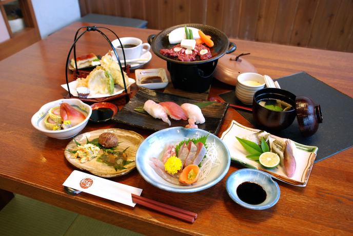 Imagen del bar/restaurante del Hotel Fukuchiyama Ark. Foto 3