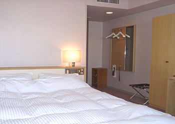 Imagen de la habitación del Hotel Fukui Palace. Foto 6
