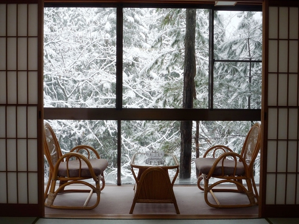 Imagen de la habitación del Hotel Fukuishimiyamashinrinonsen Mirakurutei. Foto 10