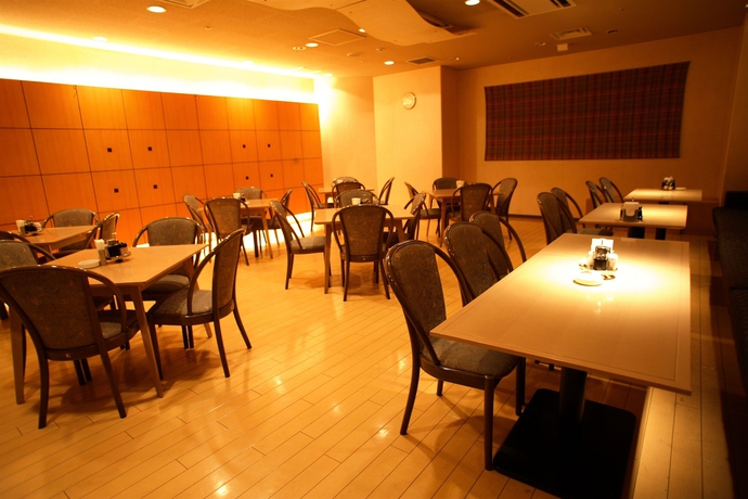 Imagen del bar/restaurante del Hotel Fukuracia Osaka-bay. Foto 6