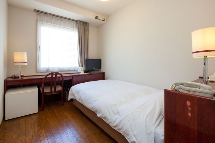 Imagen de la habitación del Hotel Fukuyama Terminal. Foto 2