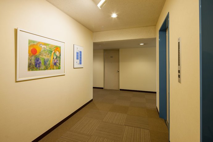 Imagen de los interiores del Hotel Fukuyama Terminal. Foto 19