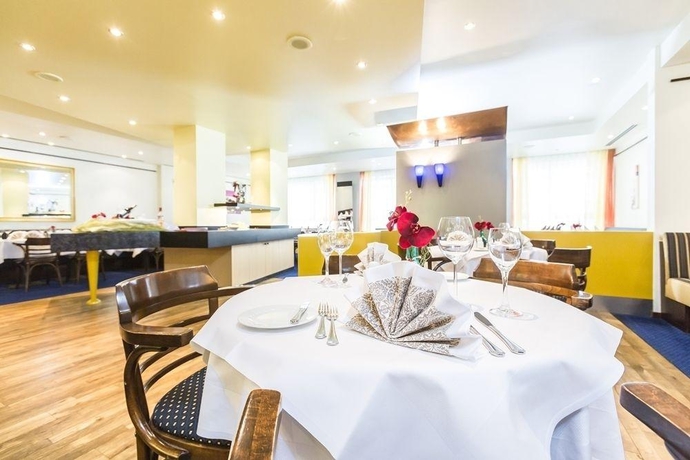 Imagen del bar/restaurante del Hotel Fulda Mitte. Foto 3