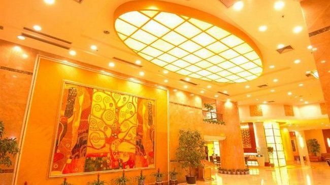 Imagen de los interiores del Hotel Fuli. Foto 6
