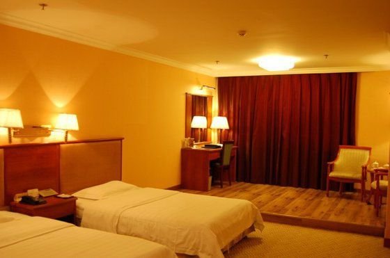 Imagen de la habitación del Hotel Fuli. Foto 3