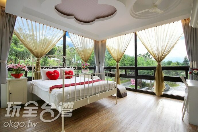 Imagen de la habitación del Hotel Full House Bed and Breakfast. Foto 13