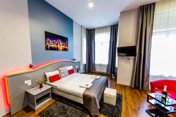 Imagen de la habitación del Hotel Full Moon. Foto 10