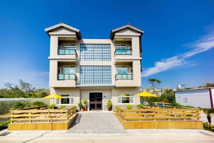 Imagen general del Hotel Full house, Jinning. Foto 1