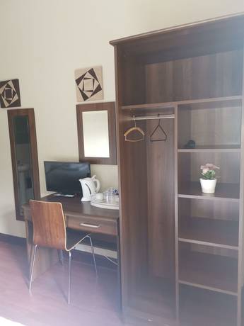 Imagen de la habitación del Hotel Fullarton Park. Foto 4