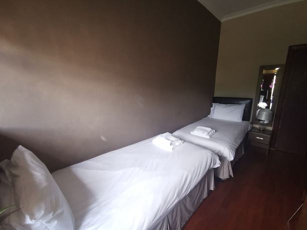 Imagen de la habitación del Hotel Fullarton Park. Foto 6