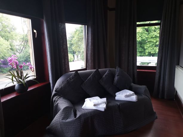 Imagen de la habitación del Hotel Fullarton Park. Foto 13
