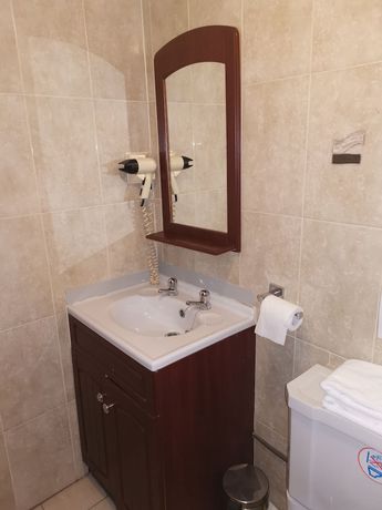Imagen de la habitación del Hotel Fullarton Park. Foto 14