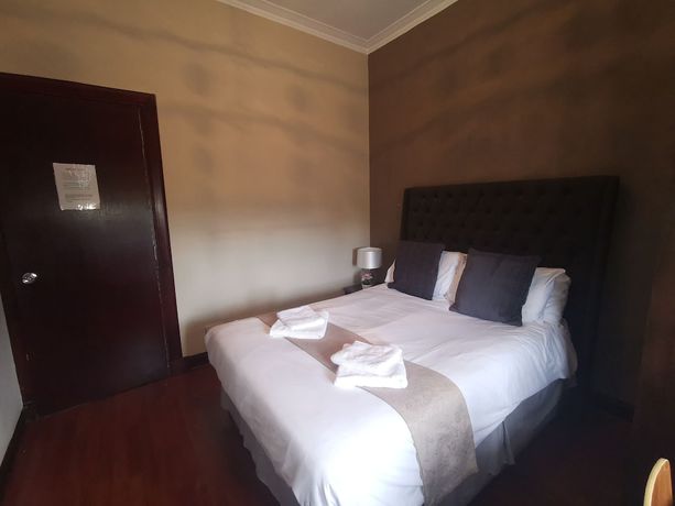 Imagen de la habitación del Hotel Fullarton Park. Foto 16