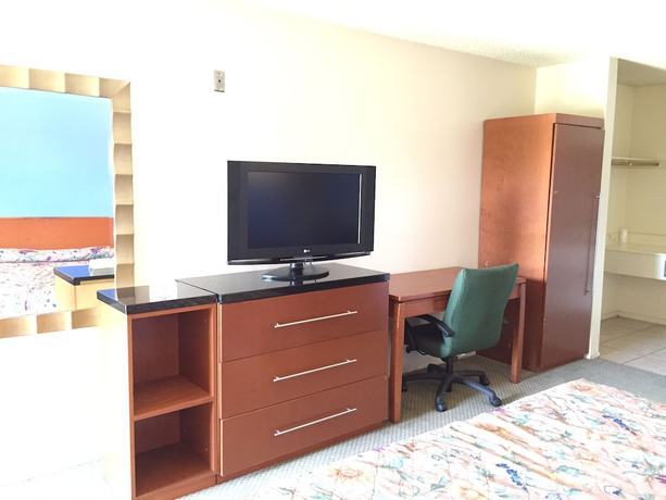 Imagen de la habitación del Hotel Fullerton Inn - Near Medieval Times. Foto 8
