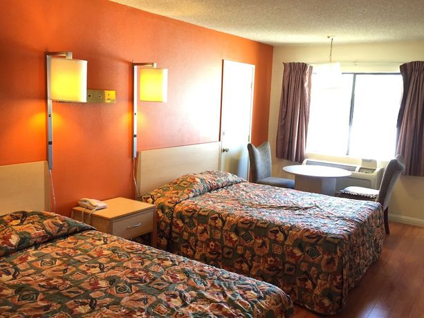 Imagen de la habitación del Hotel Fullerton Inn - Near Medieval Times. Foto 13
