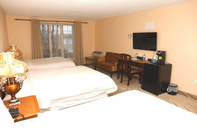 Imagen general del Hotel Fullerton Manor Inn. Foto 2