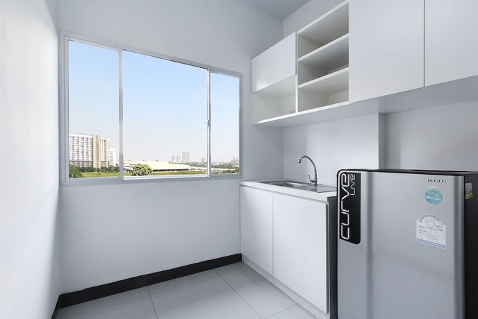 Imagen de la habitación del Hotel Fullroom 77 Srinakarin. Foto 9