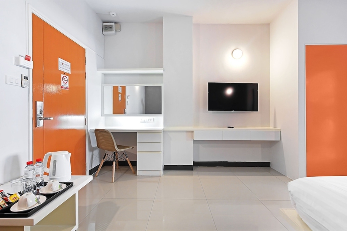 Imagen de la habitación del Hotel Fullroom 77 Srinakarin. Foto 10