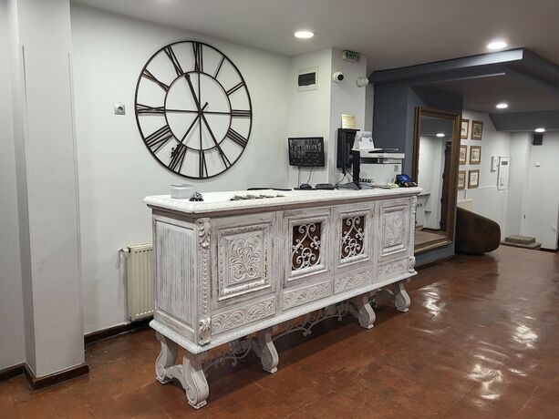 Imagen general del Hotel Fullton Central Inn. Foto 2