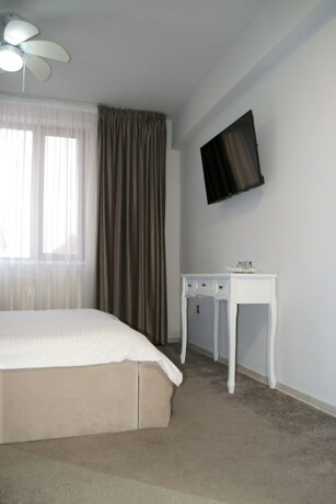 Imagen de la habitación del Hotel Fullton Central Inn. Foto 31