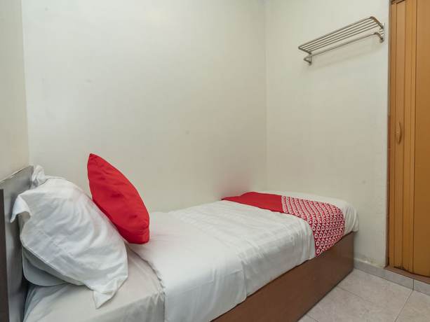 Imagen de la habitación del Hotel Fully Desa Tebrau. Foto 7