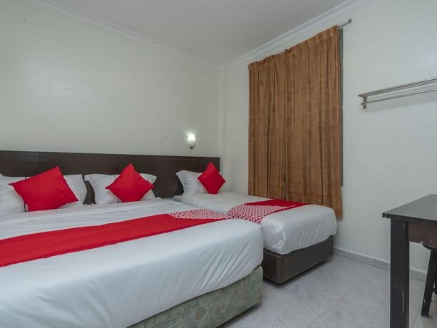 Imagen de la habitación del Hotel Fully Desa Tebrau. Foto 9