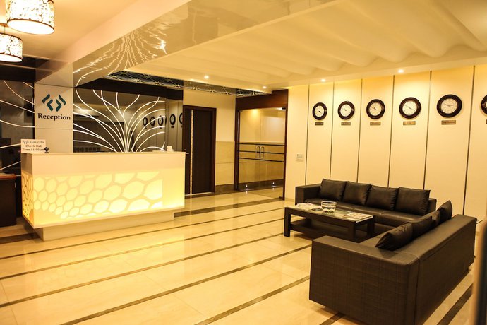 Imagen de los interiores del Hotel Fun City. Foto 17