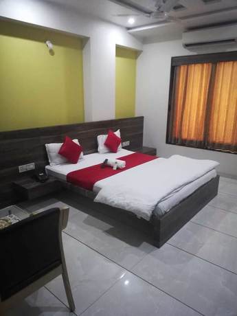 Imagen de la habitación del Hotel Fun City. Foto 9