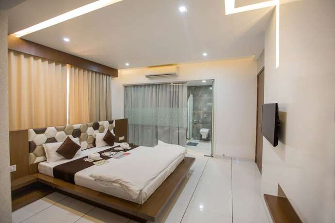 Imagen de la habitación del Hotel Fun City. Foto 16